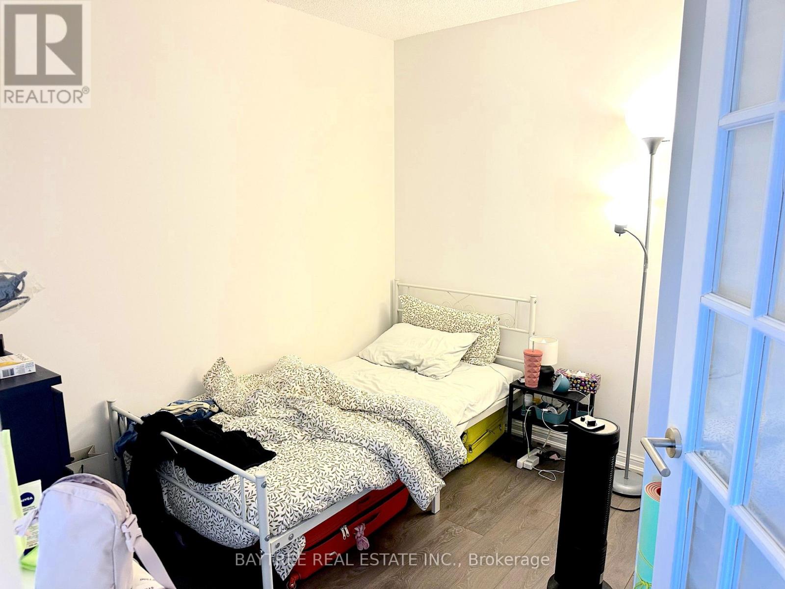 1109 - 400 Adelaide Street E, Toronto (Moss Park), Ontario  M5A 4S3 - Photo 4 - C12050518