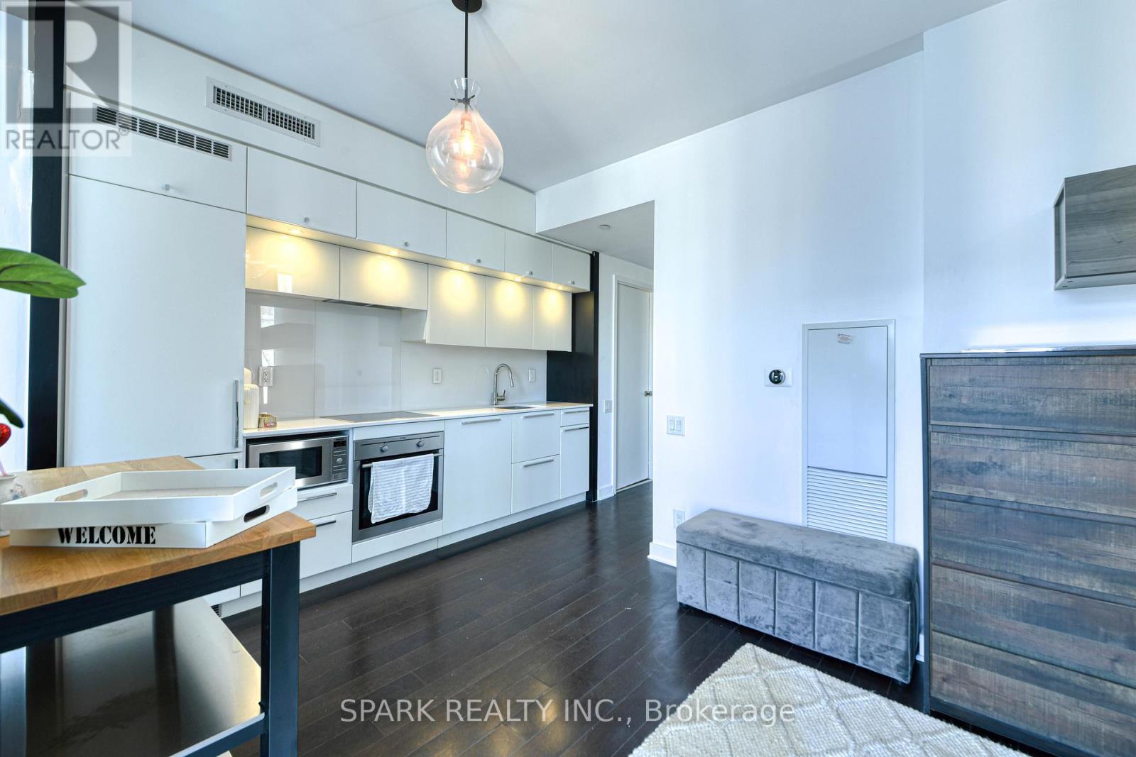 2405 - 15 Grenville Street, Toronto, Ontario  M4Y 1A1 - Photo 16 - C12050558