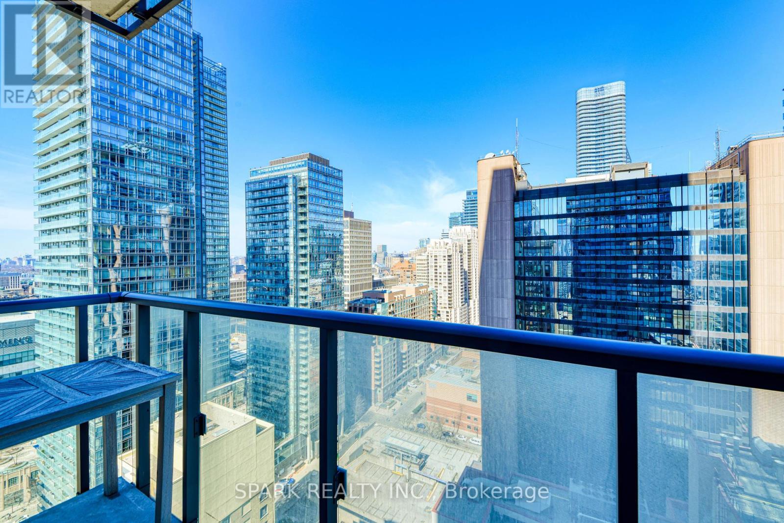 2405 - 15 Grenville Street, Toronto, Ontario  M4Y 1A1 - Photo 23 - C12050558