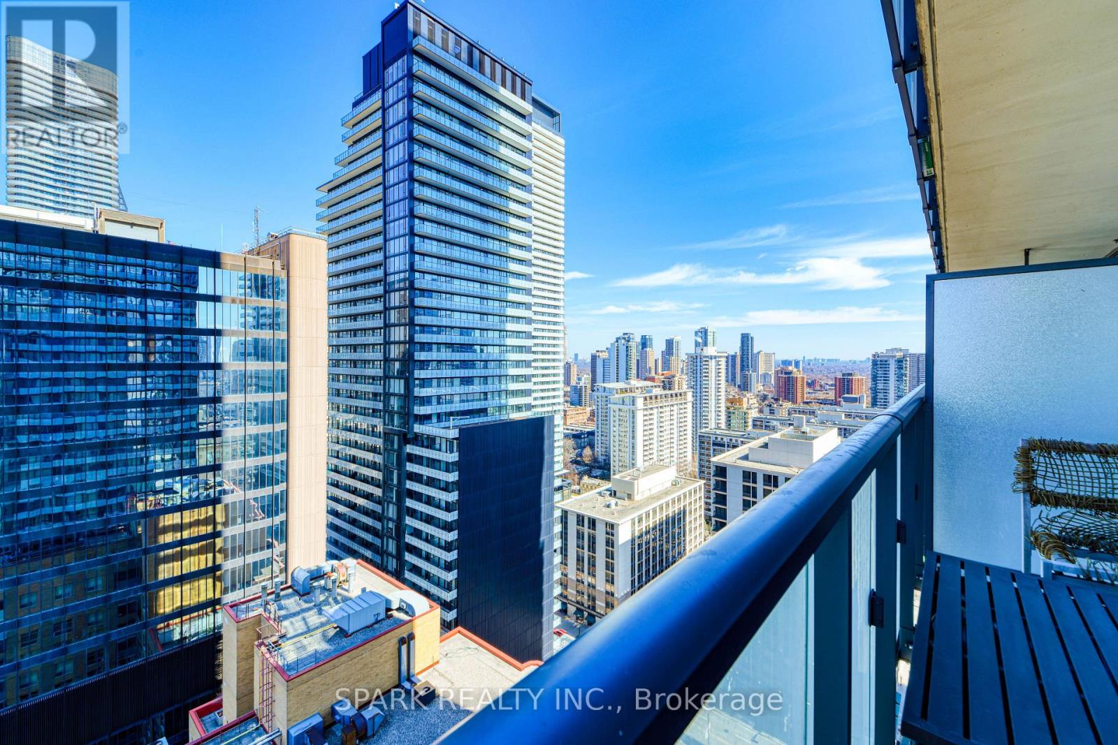 2405 - 15 Grenville Street, Toronto, Ontario  M4Y 1A1 - Photo 24 - C12050558