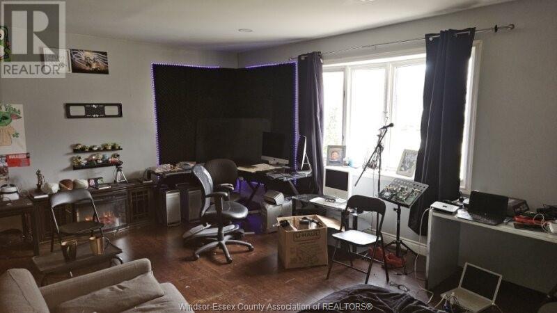 Property at 2600 MELDRUM image 3