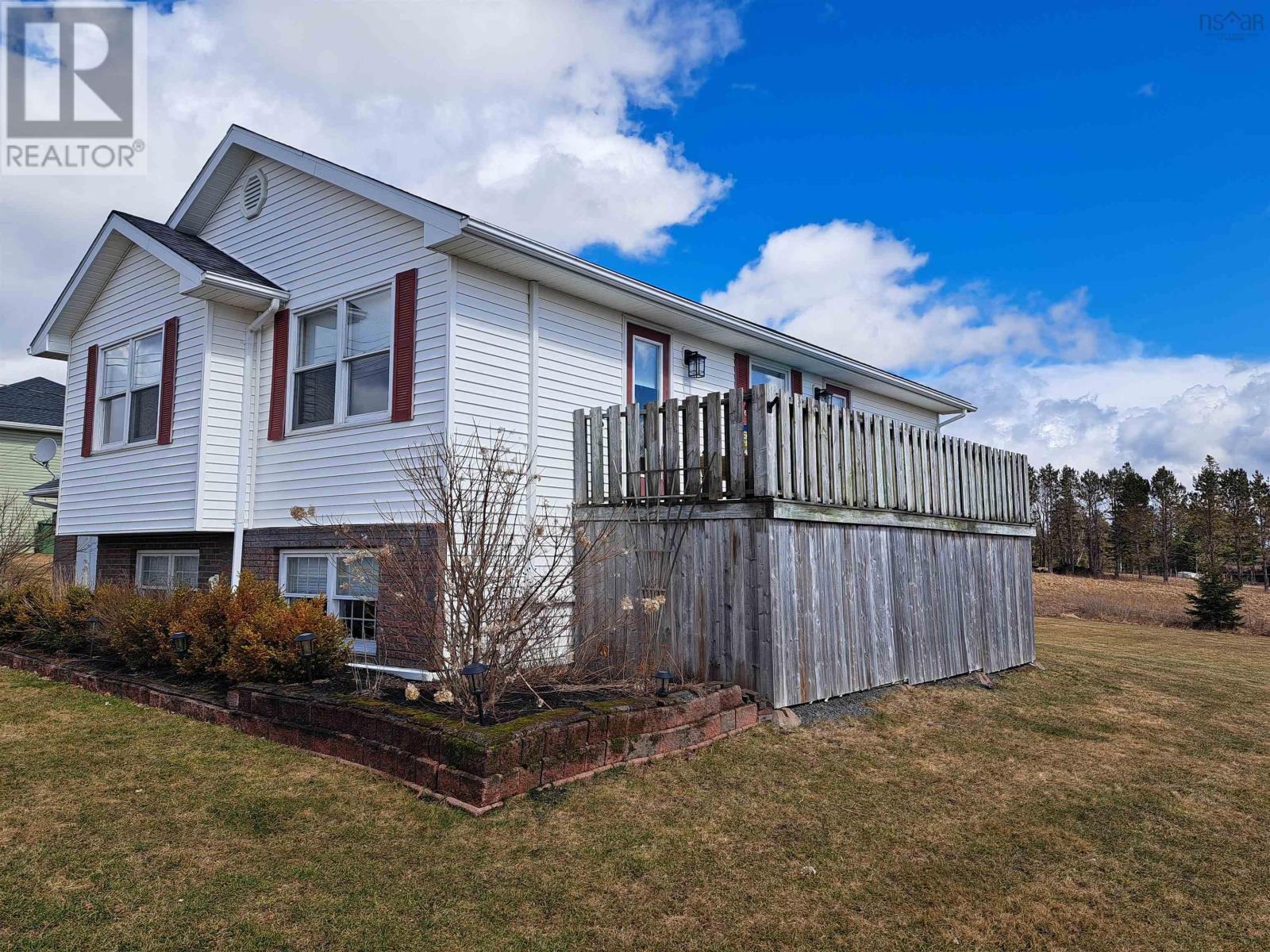 38 Croweland Drive, East Mountain, Nova Scotia  B6L 2C3 - Photo 2 - 202506237