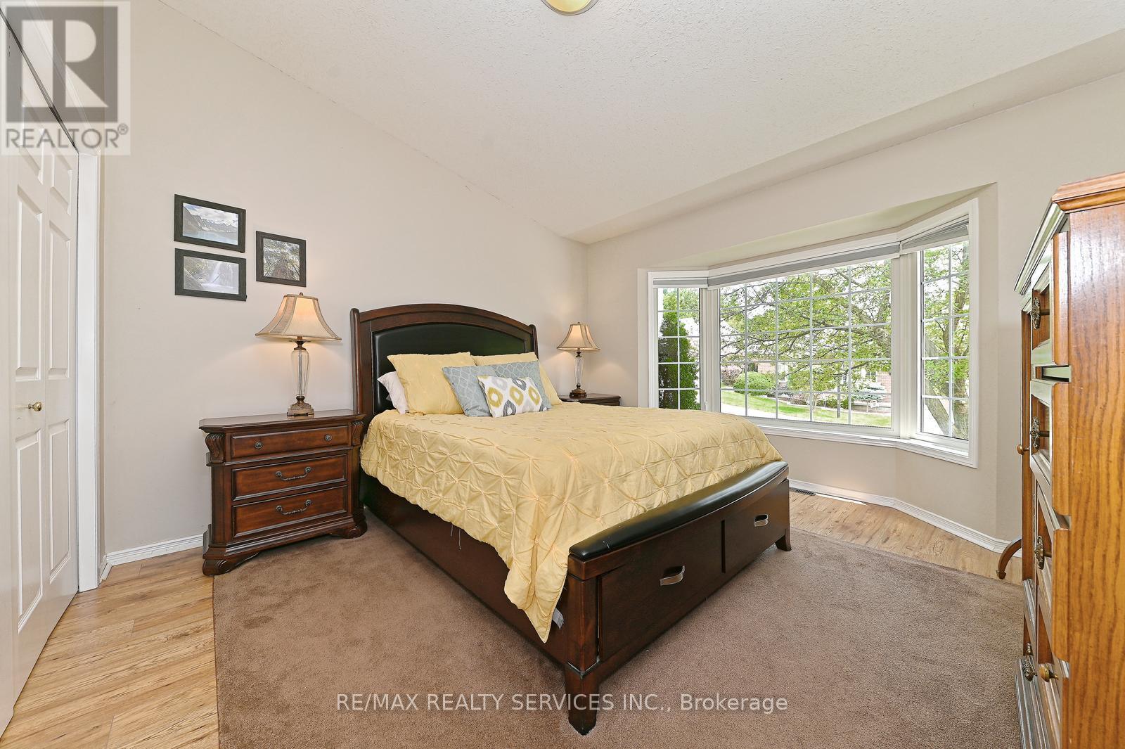 Property at 31 - 1077 HAMILTON ROAD image 5