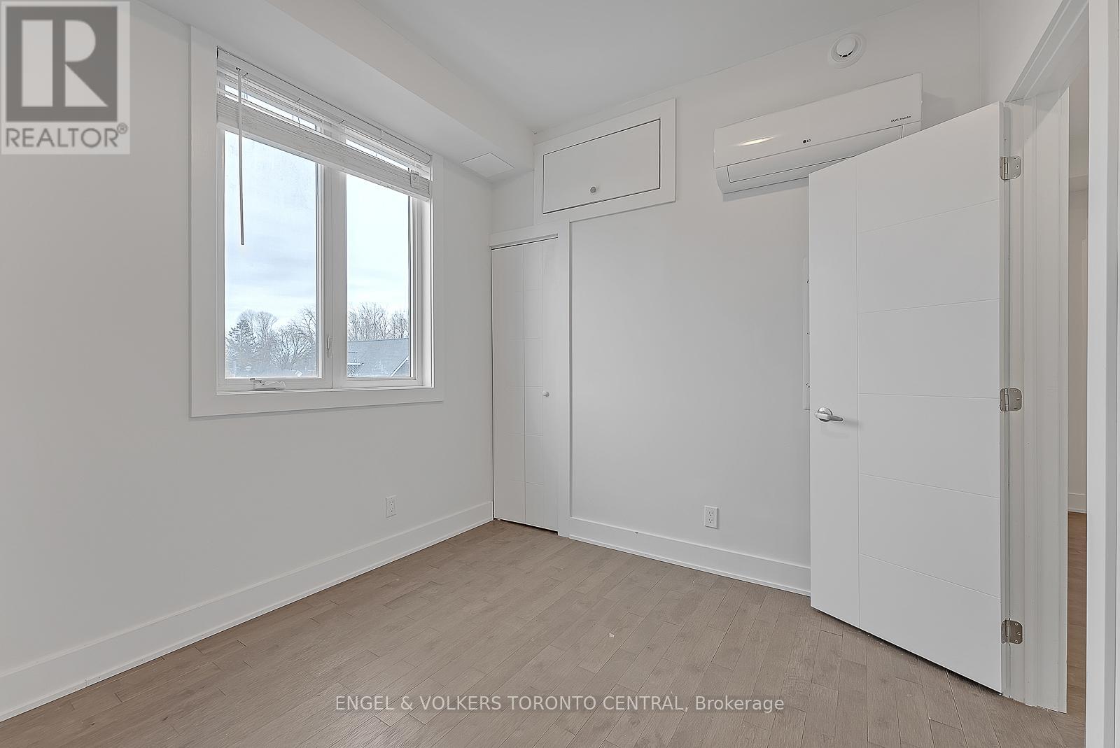 2 - 1415 Gerrard Street E, Toronto, Ontario  M4L 1Z5 - Photo 8 - E12024198