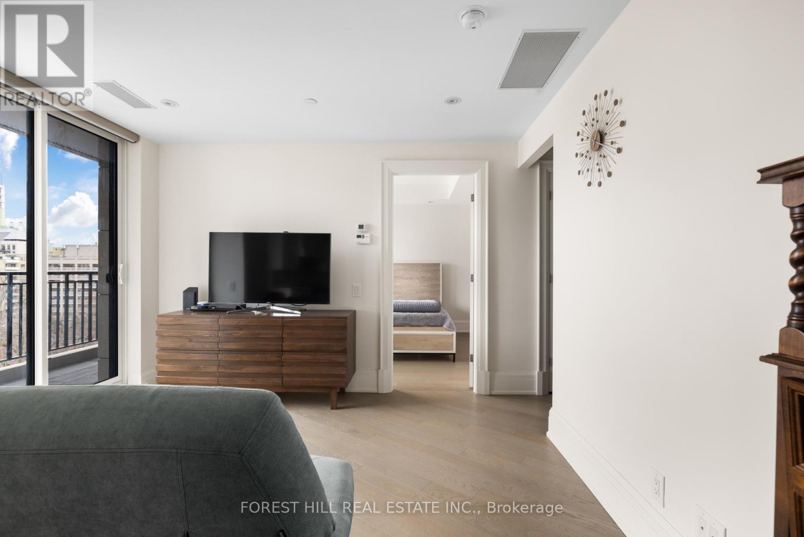 806 - 181 Davenport Road, Toronto, Ontario  M5R 1J1 - Photo 10 - C12050680