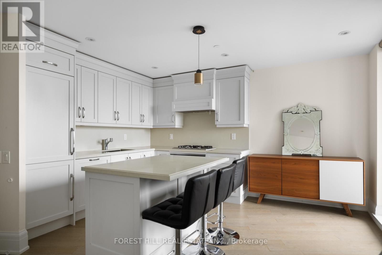 806 - 181 Davenport Road, Toronto, Ontario  M5R 1J1 - Photo 4 - C12050680