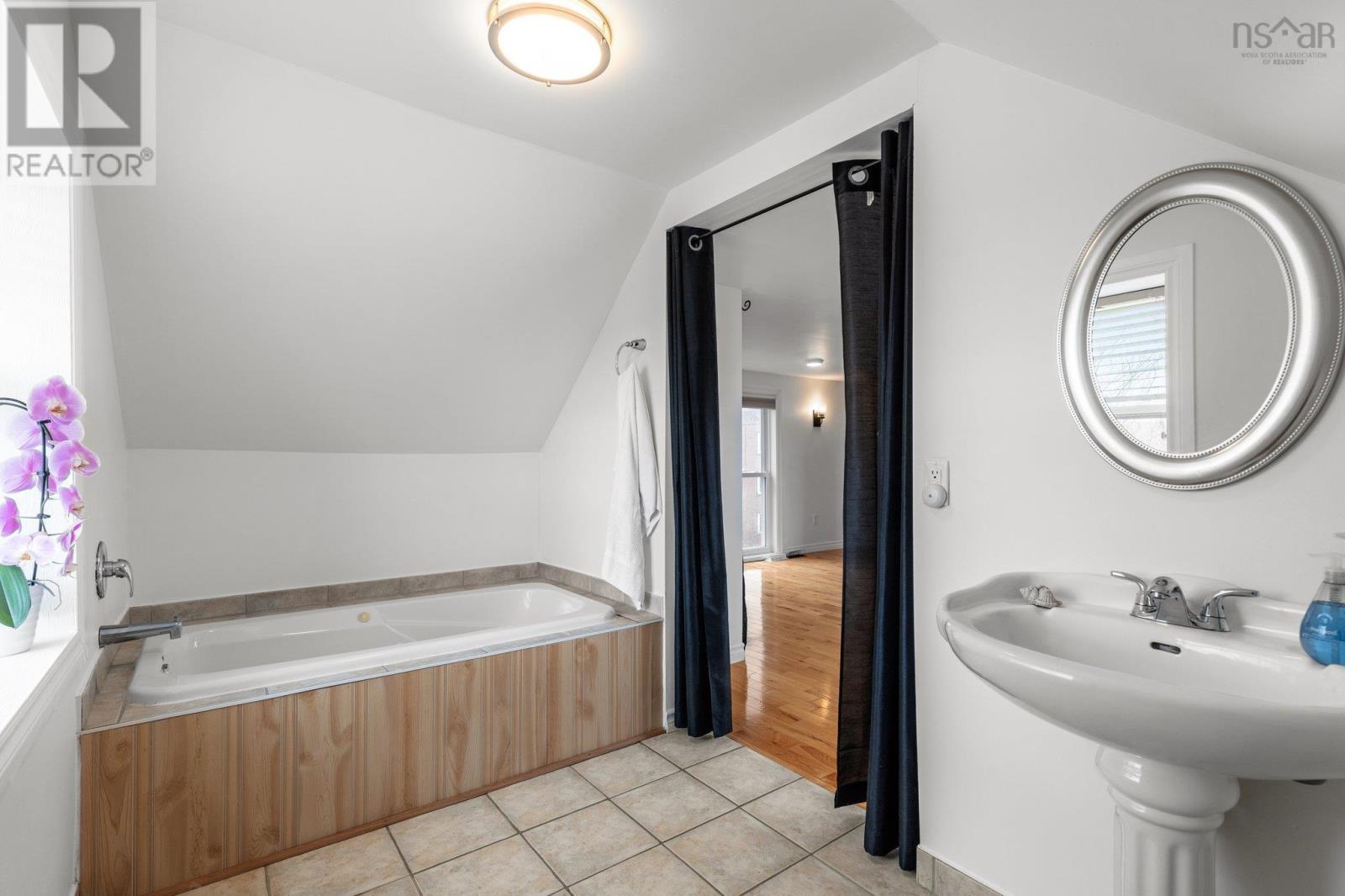 83 Lakecrest Drive, Dartmouth, Nova Scotia  B2X 1V4 - Photo 23 - 202506230