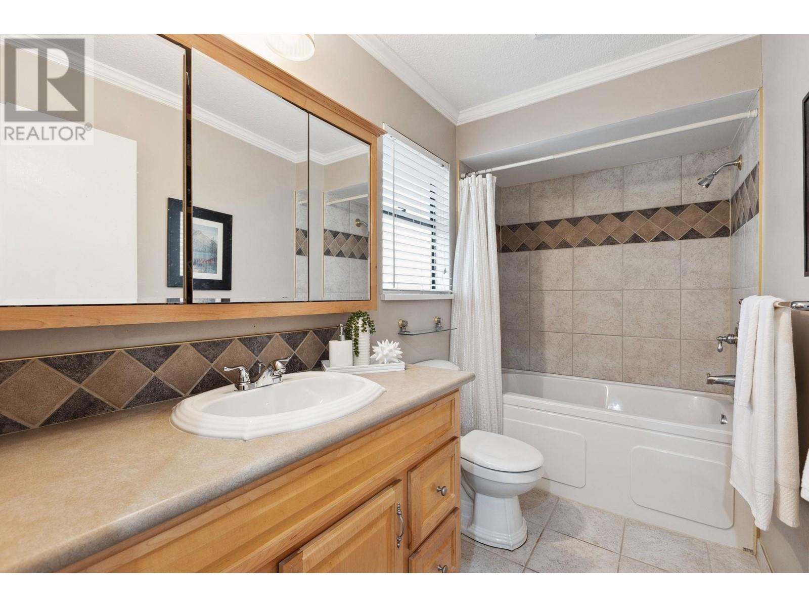 4590 Mapleridge Drive, North Vancouver, British Columbia  V7R 4M8 - Photo 28 - R2983445