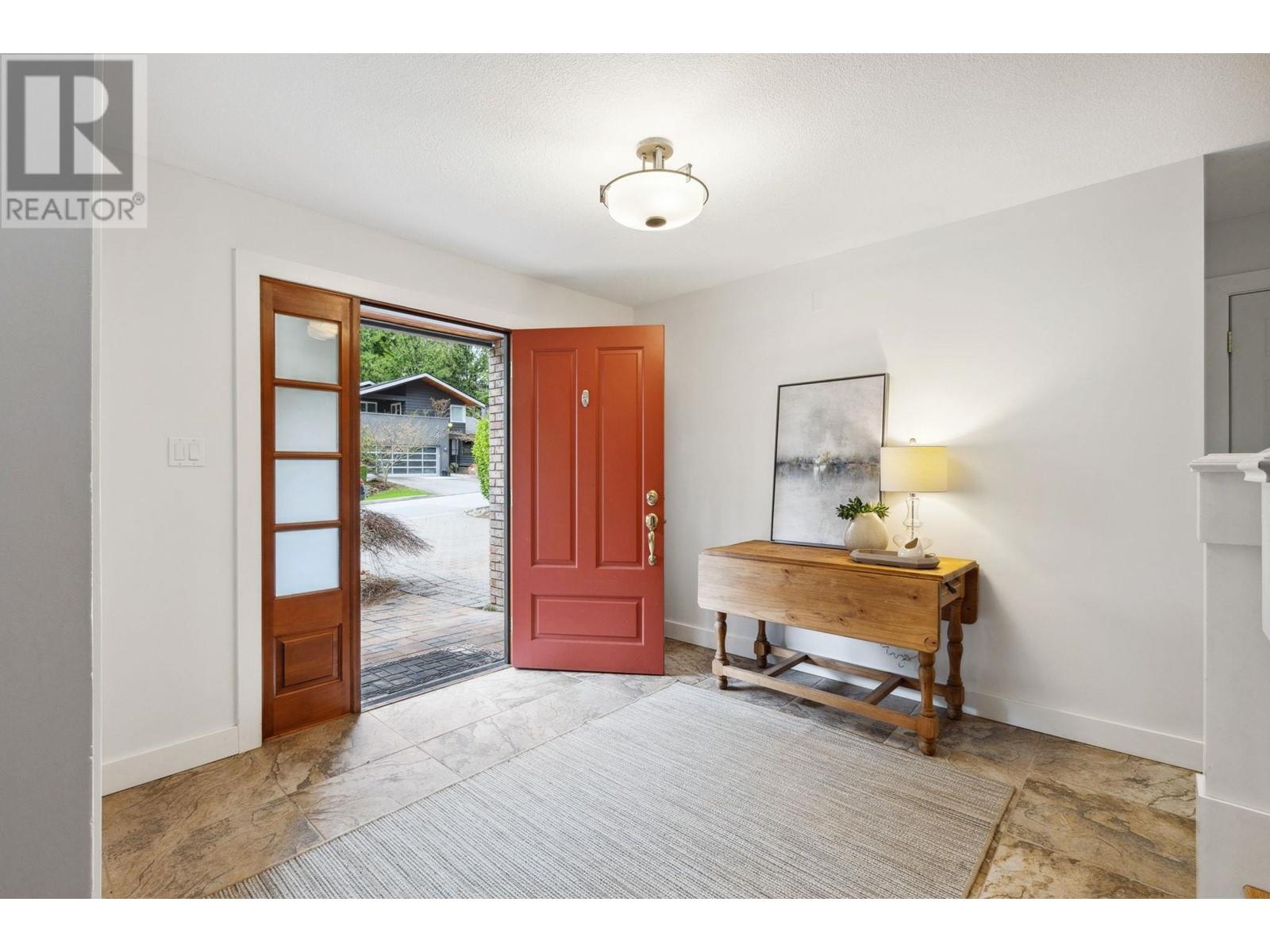 4590 Mapleridge Drive, North Vancouver, British Columbia  V7R 4M8 - Photo 3 - R2983445