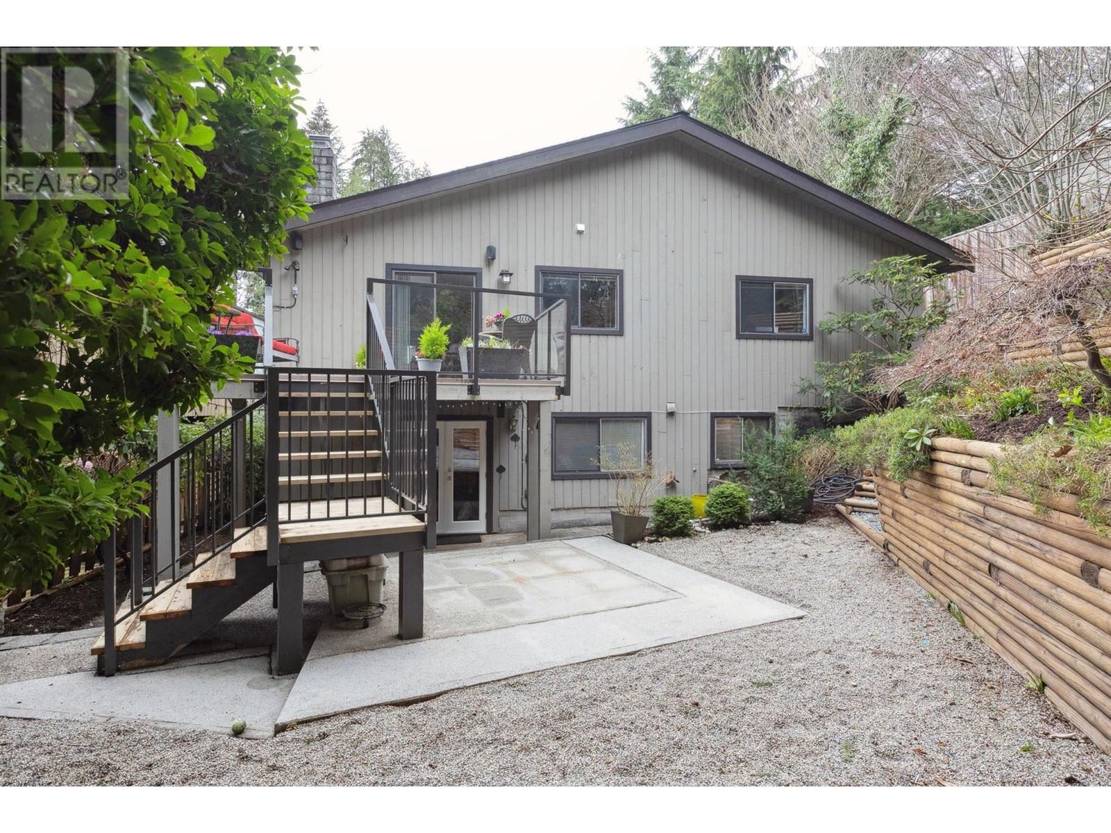 4590 Mapleridge Drive, North Vancouver, British Columbia  V7R 4M8 - Photo 38 - R2983445