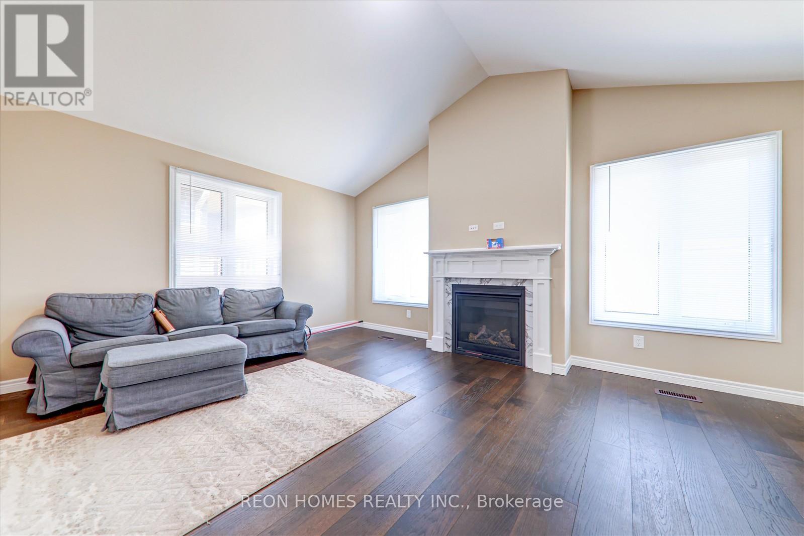 42 York Drive, Peterborough North, Ontario  K9H 5B9 - Photo 16 - X12029264