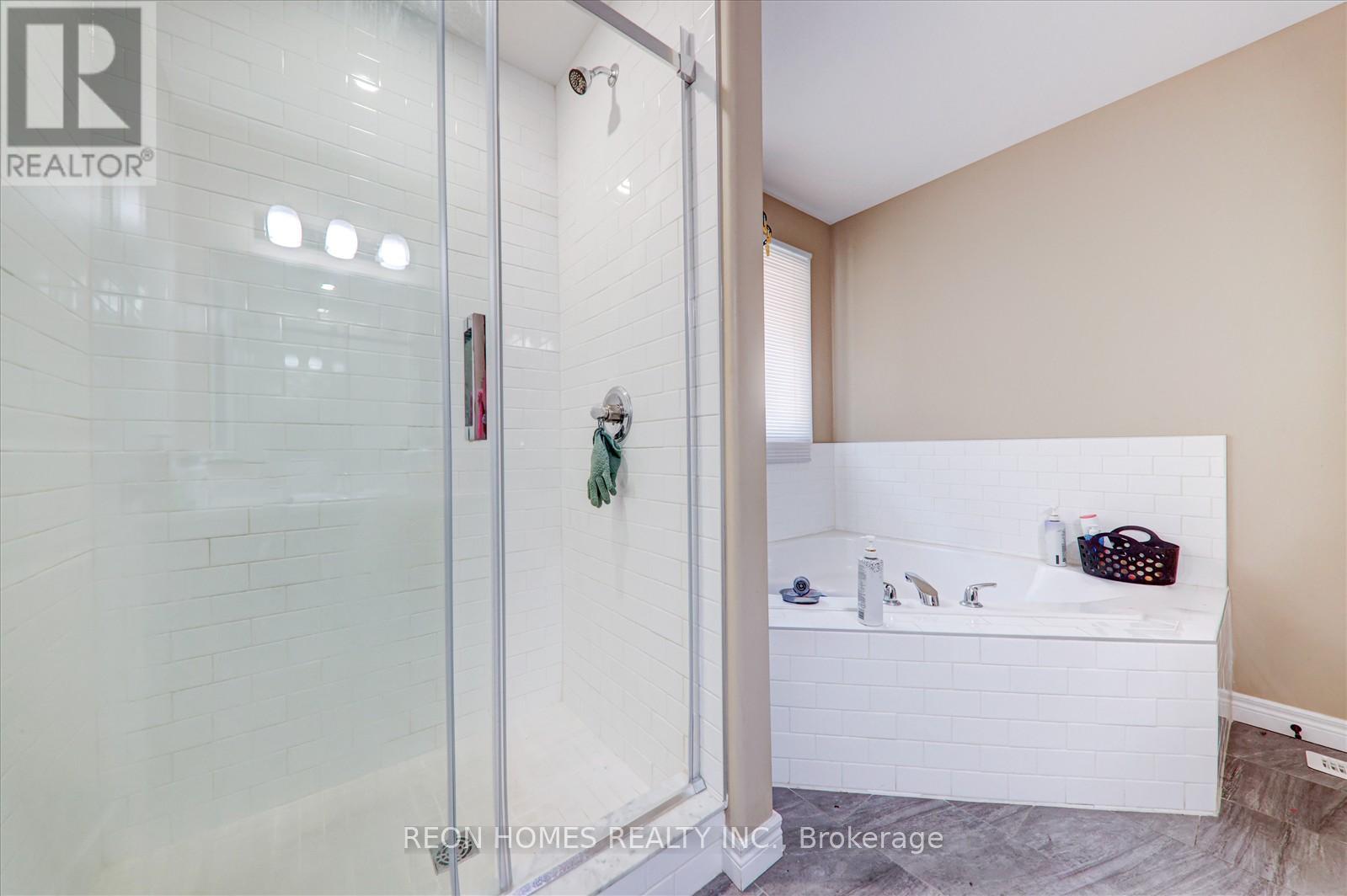 42 York Drive, Peterborough North, Ontario  K9H 5B9 - Photo 26 - X12029264