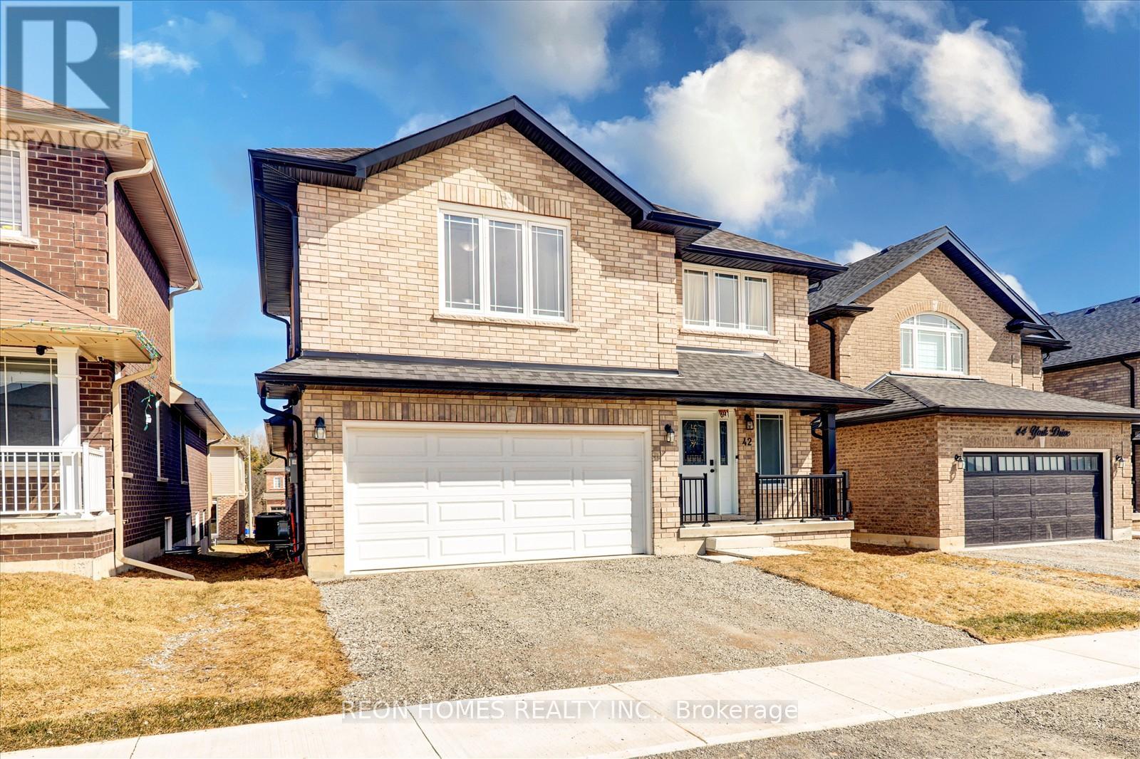 Property at 42 YORK DRIVE image 3