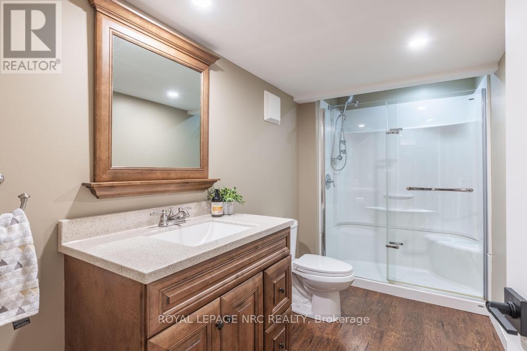 12 Scottdale Court, Pelham, Ontario  L0S 1E3 - Photo 41 - X12050676