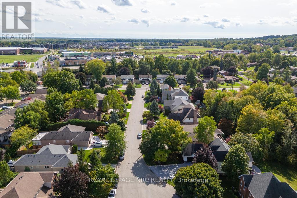 12 Scottdale Court, Pelham, Ontario  L0S 1E3 - Photo 44 - X12050676