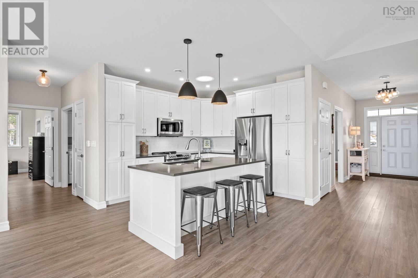 32 Macintosh Street, Berwick, Nova Scotia  B0P 1E0 - Photo 13 - 202506240