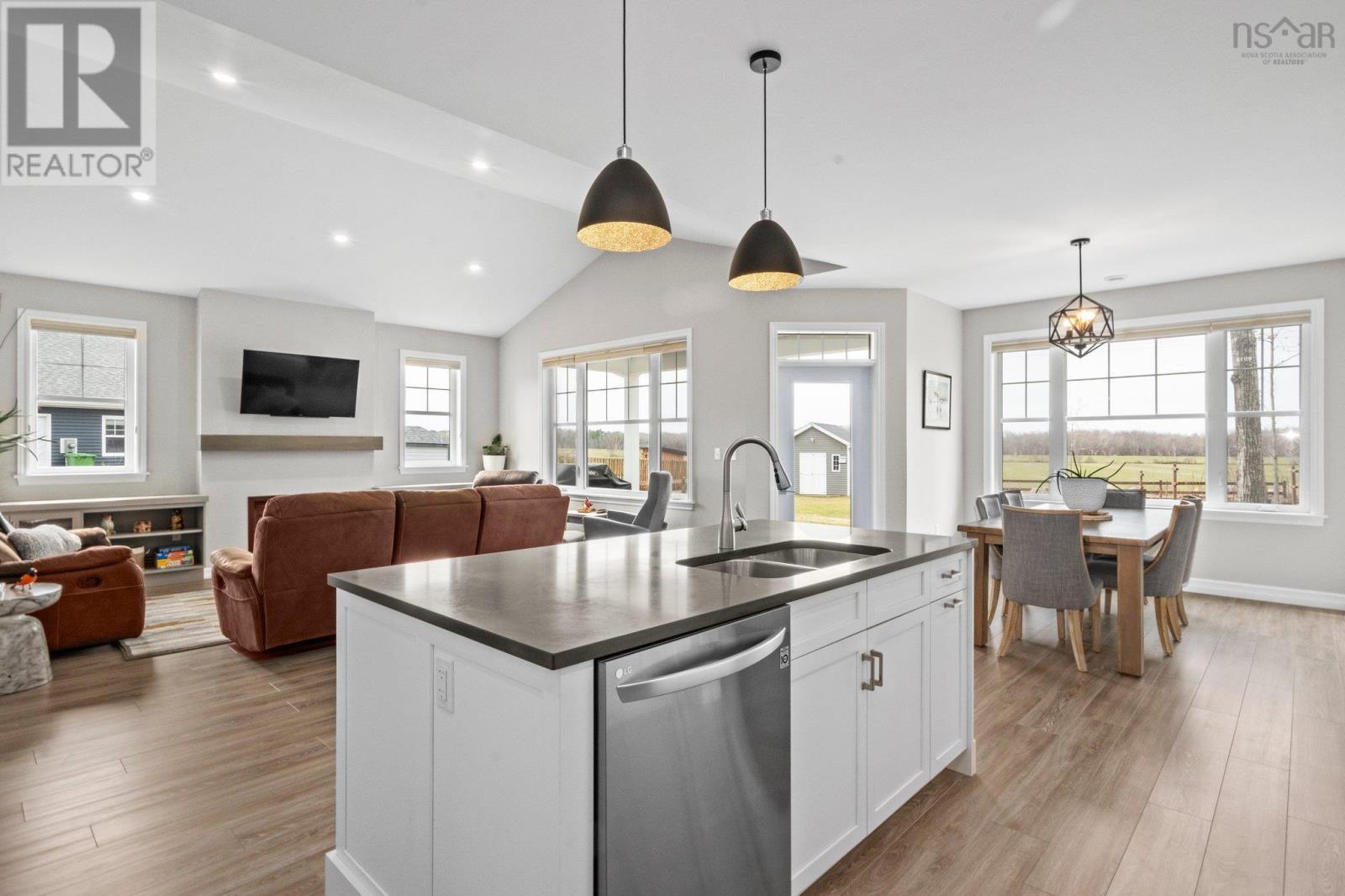 32 Macintosh Street, Berwick, Nova Scotia  B0P 1E0 - Photo 16 - 202506240