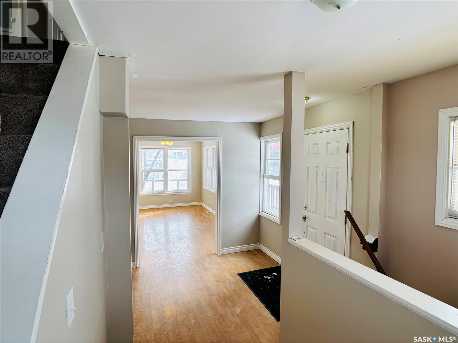 Property at 801 Eva STREET image 3