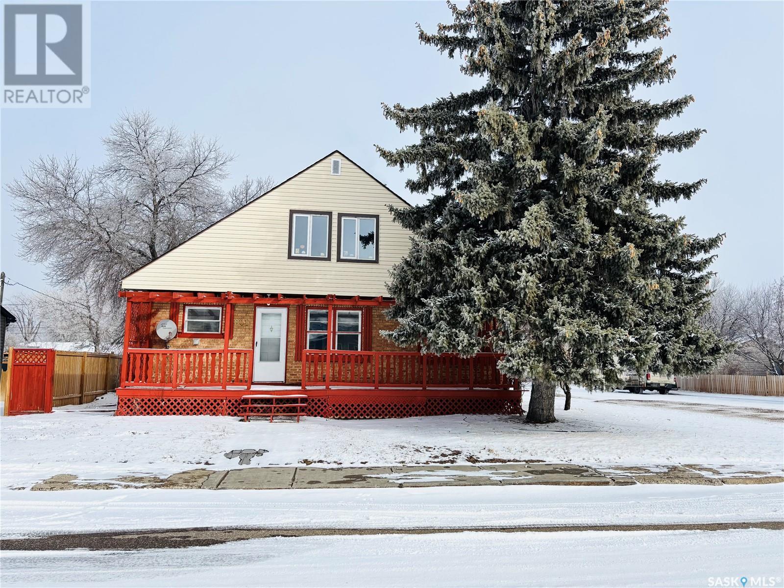 Property at 801 Eva STREET image 1
