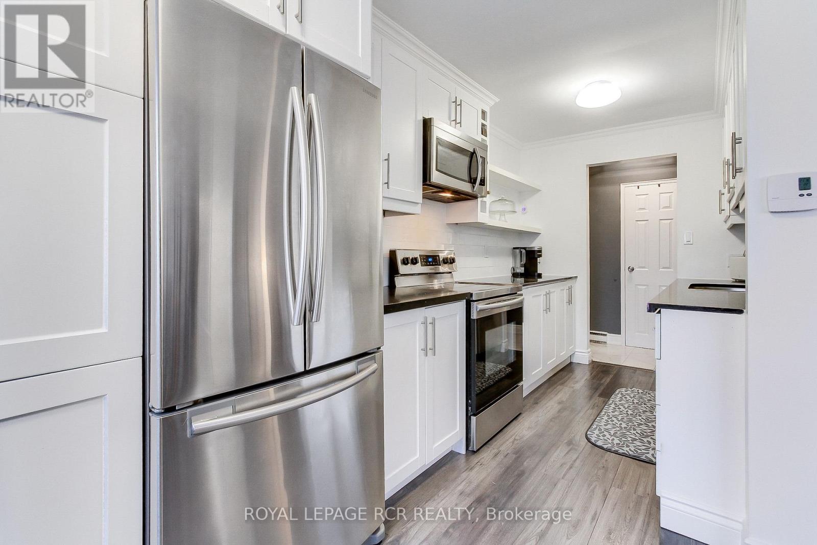 9 - 136 Scanlon Avenue, Bradford West Gwillimbury, Ontario  L3Z 1G6 - Photo 16 - N12050555