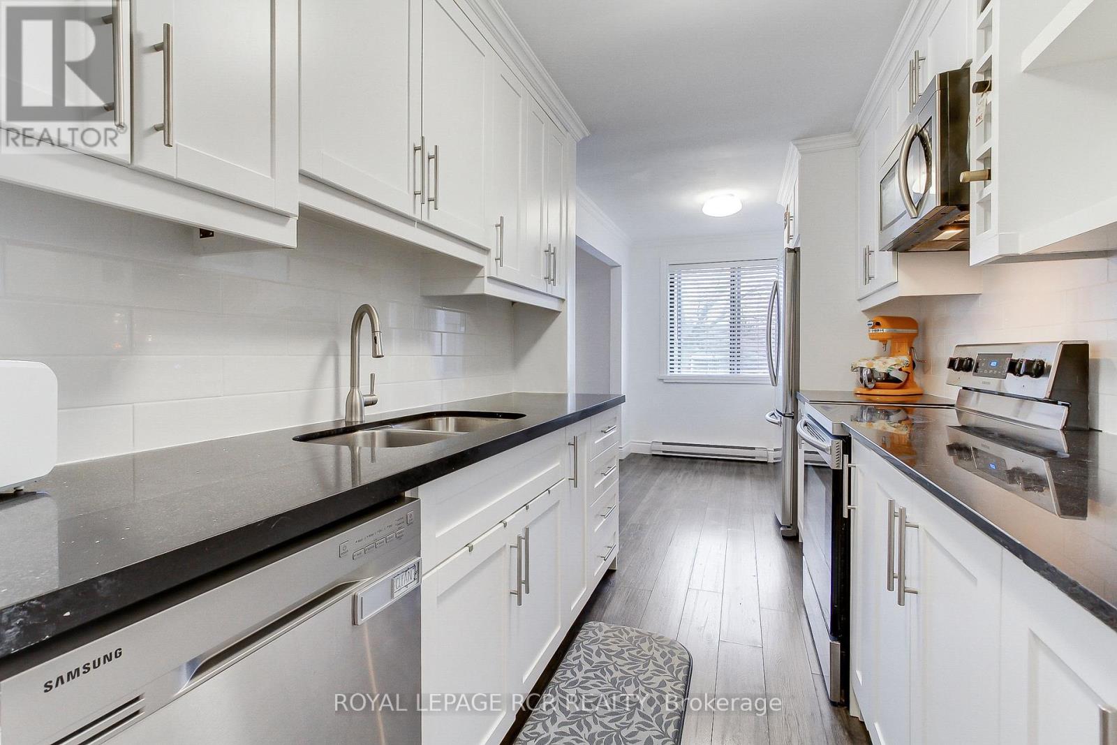 9 - 136 Scanlon Avenue, Bradford West Gwillimbury, Ontario  L3Z 1G6 - Photo 19 - N12050555