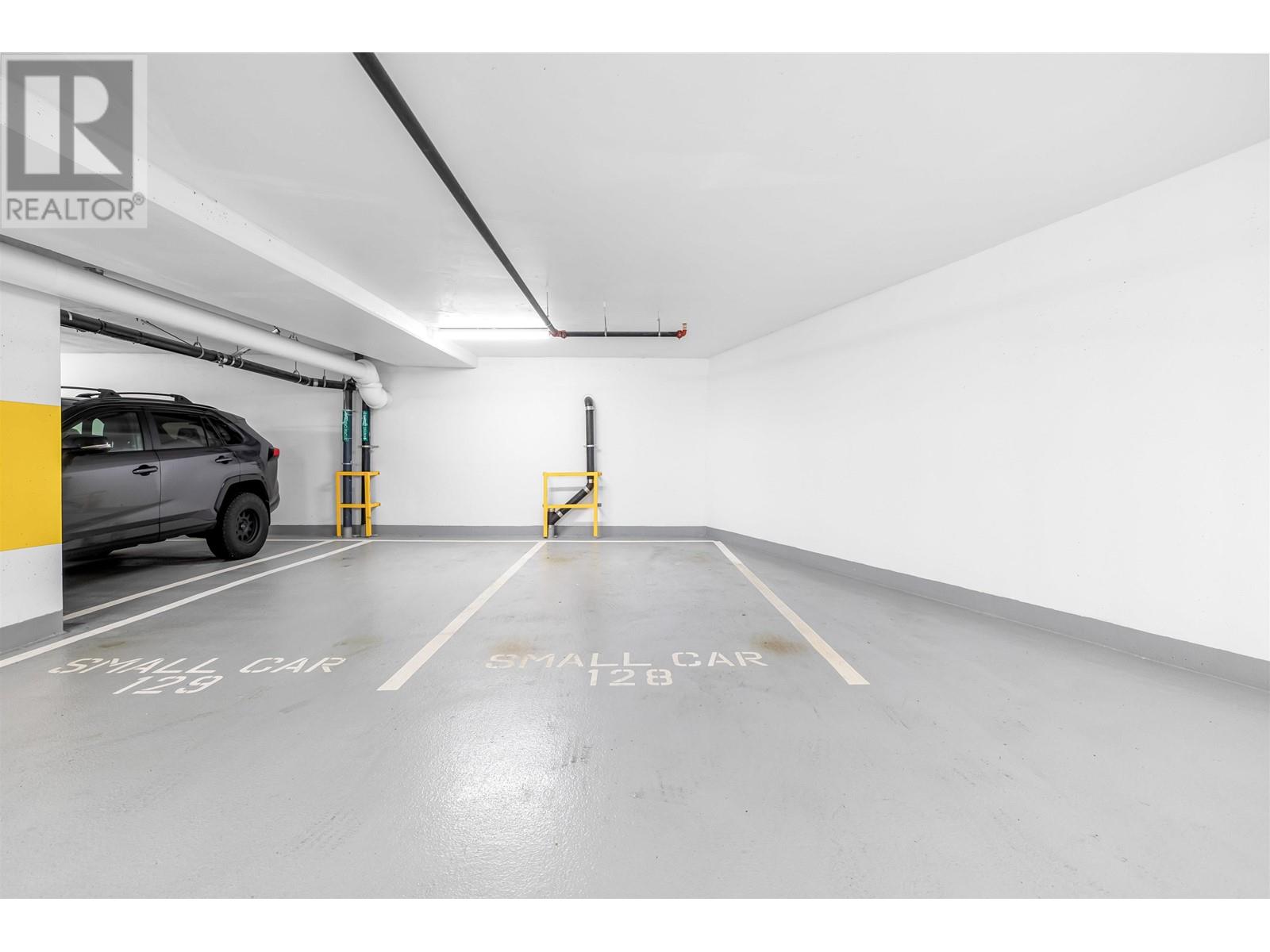 Listing Picture 20 of 32 : 203 7788 18TH STREET, Burnaby / 本拿比 - 魯藝地產 Yvonne Lu Group - MLS Medallion Club Member