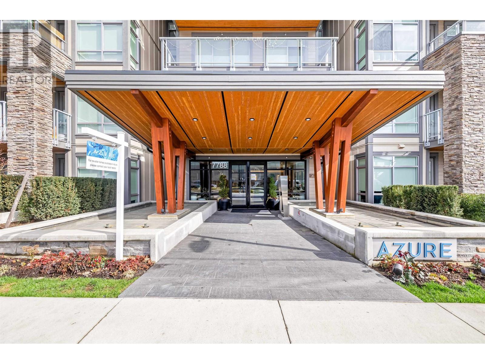 Listing Picture 26 of 32 : 203 7788 18TH STREET, Burnaby / 本拿比 - 魯藝地產 Yvonne Lu Group - MLS Medallion Club Member