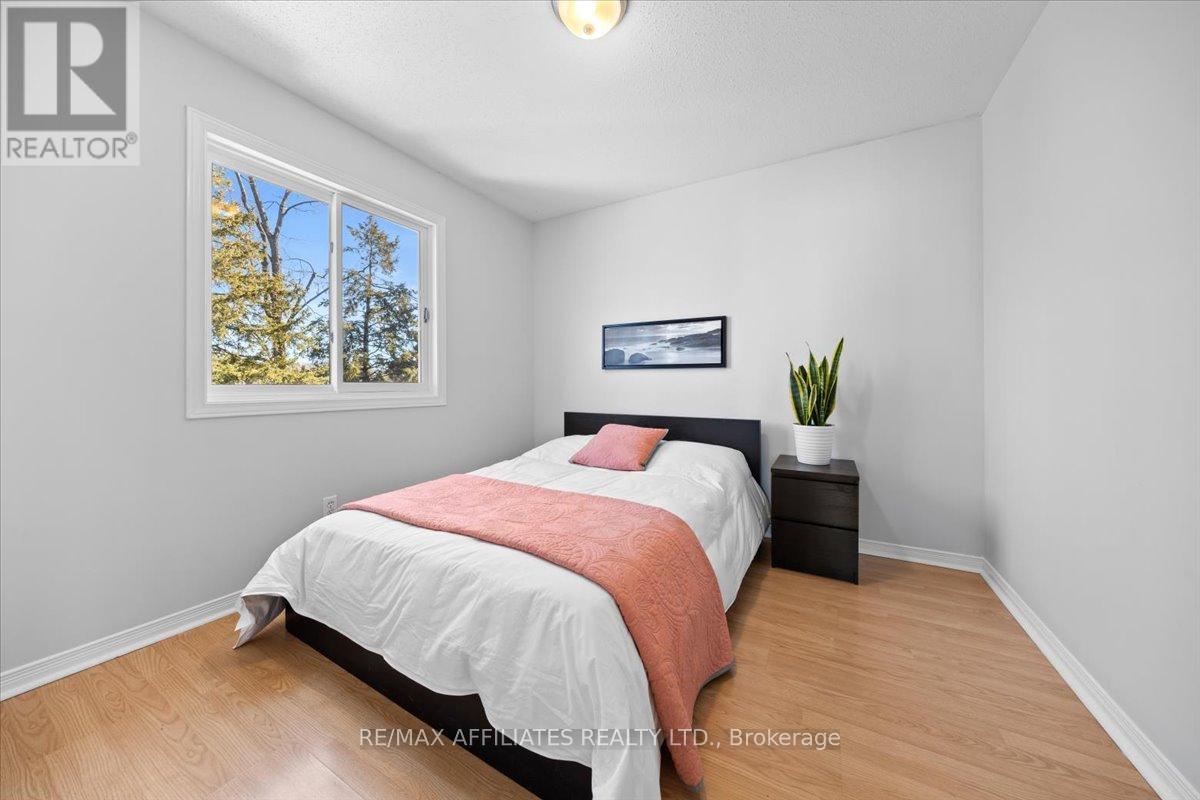 2055 Rolling Brook Drive, Ottawa, Ontario  K1W 1E2 - Photo 31 - X12050814