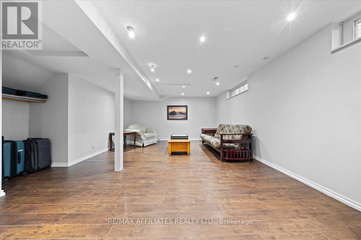 2055 Rolling Brook Drive, Ottawa, Ontario  K1W 1E2 - Photo 39 - X12050814