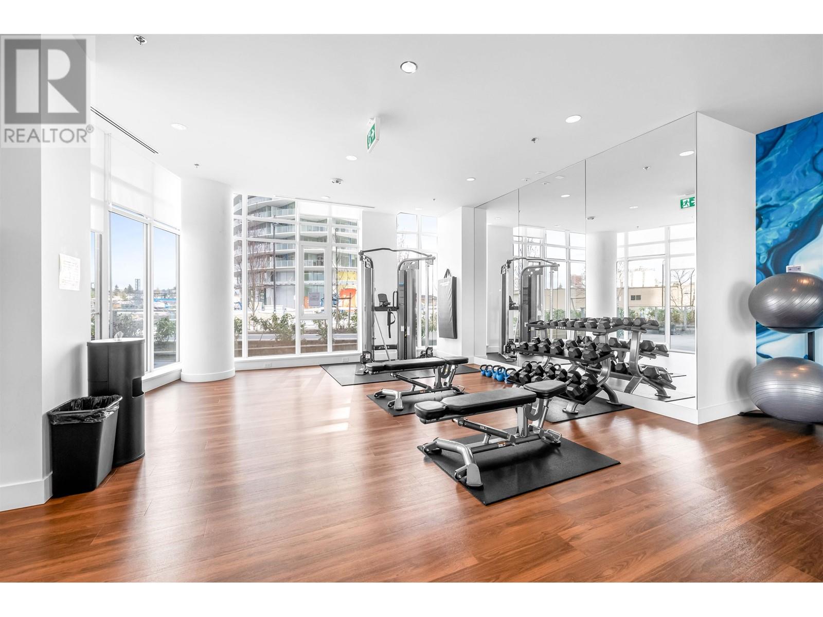 Listing Picture 22 of 32 : 203 7788 18TH STREET, Burnaby / 本拿比 - 魯藝地產 Yvonne Lu Group - MLS Medallion Club Member