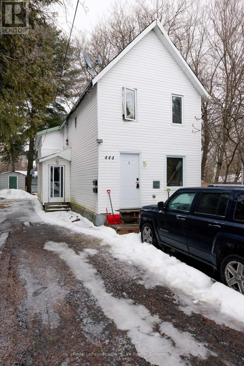 444 Second Avenue E, North Bay, Ontario  P1B 1L8 - Photo 2 - X12050746