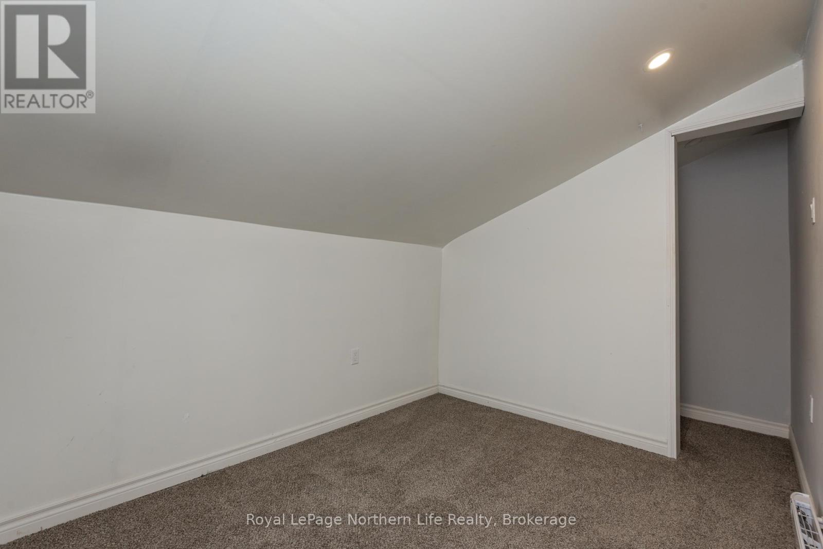 444 Second Avenue E, North Bay, Ontario  P1B 1L8 - Photo 23 - X12050746