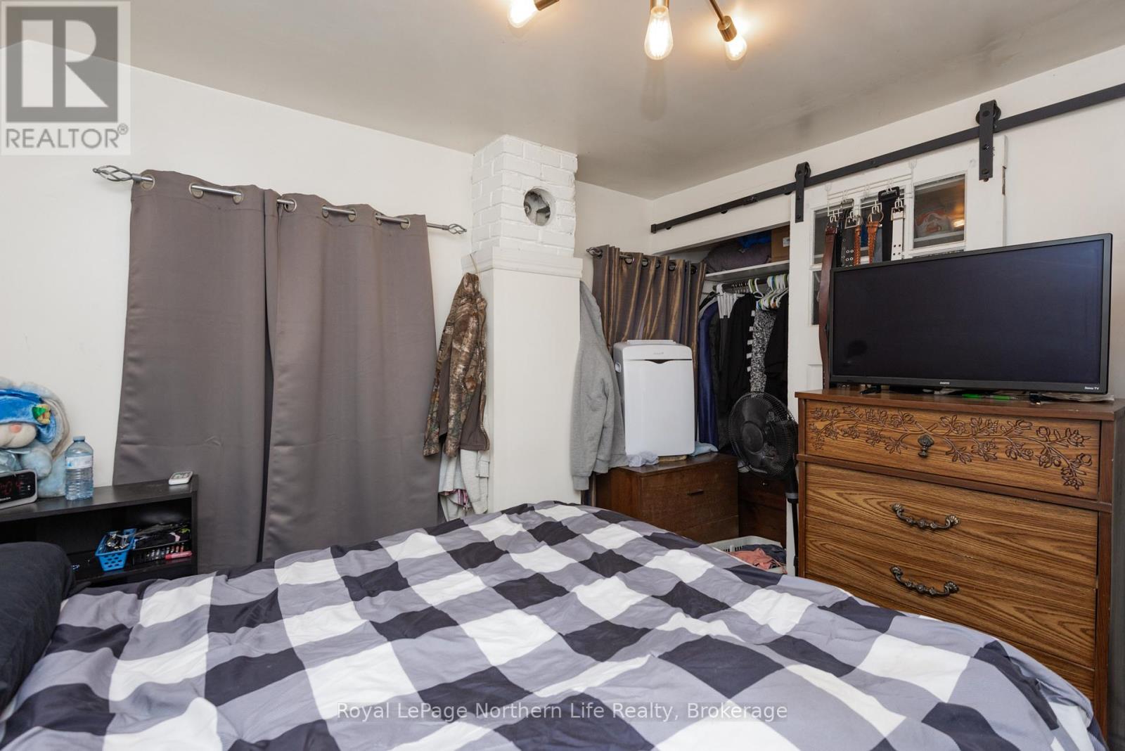 444 Second Avenue E, North Bay, Ontario  P1B 1L8 - Photo 34 - X12050746