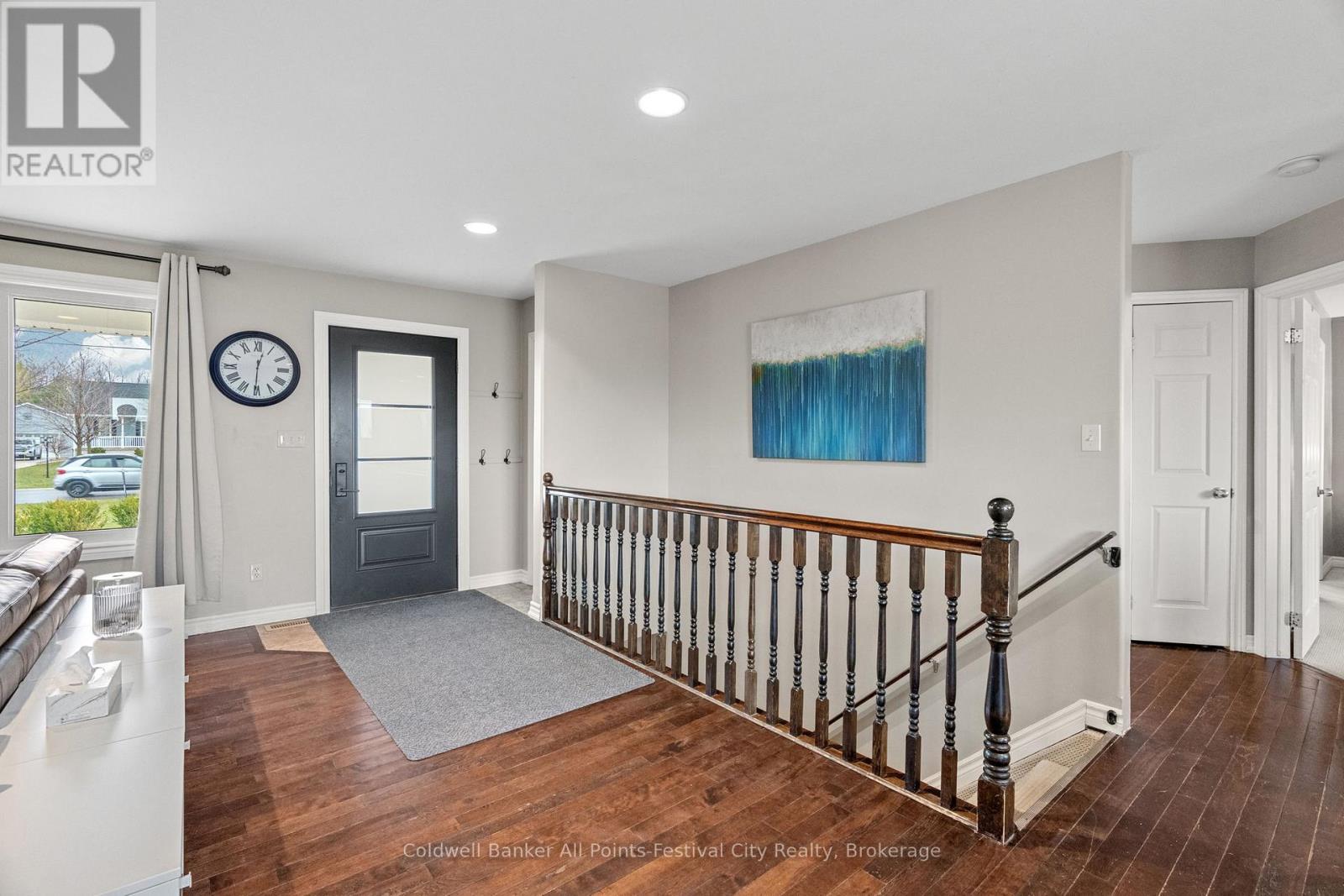 65 Wellington Street S, Ashfield-Colborne-Wawanosh, Ontario  N7A 3X9 - Photo 6 - X12050728