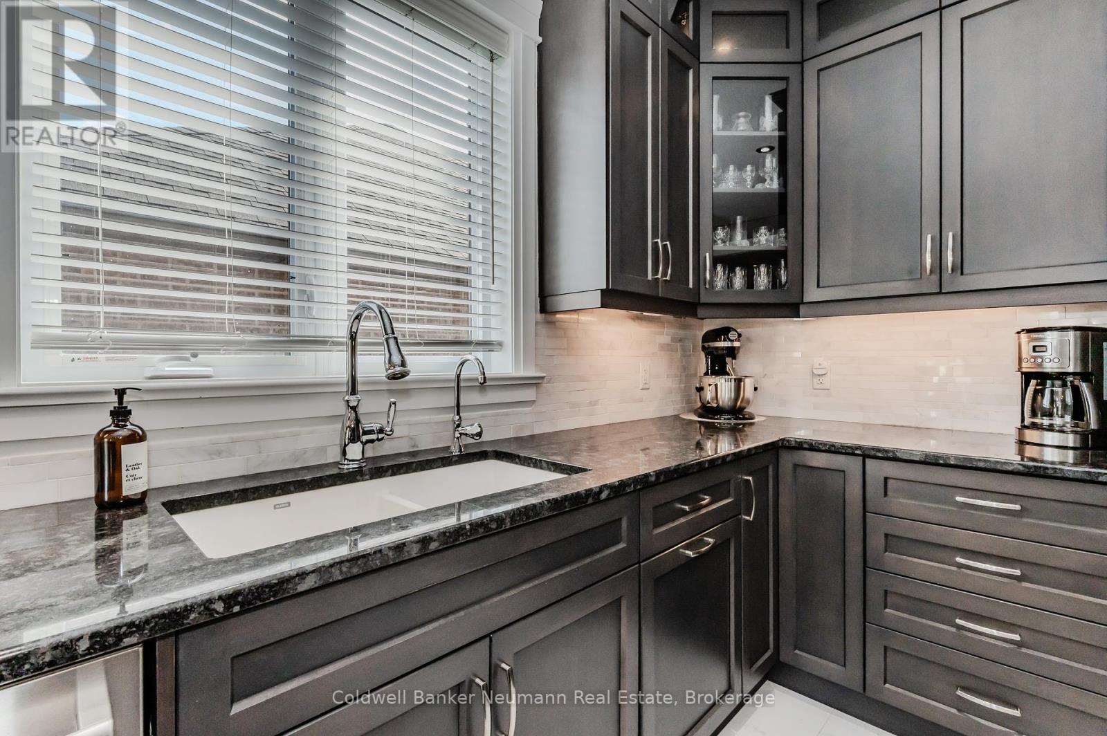 970 Reserve Avenue S, North Perth, Ontario  N4W 0B7 - Photo 7 - X12027683