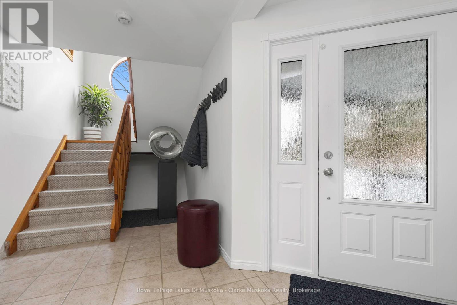 Property at 1806 VALLEY ROAD image 4