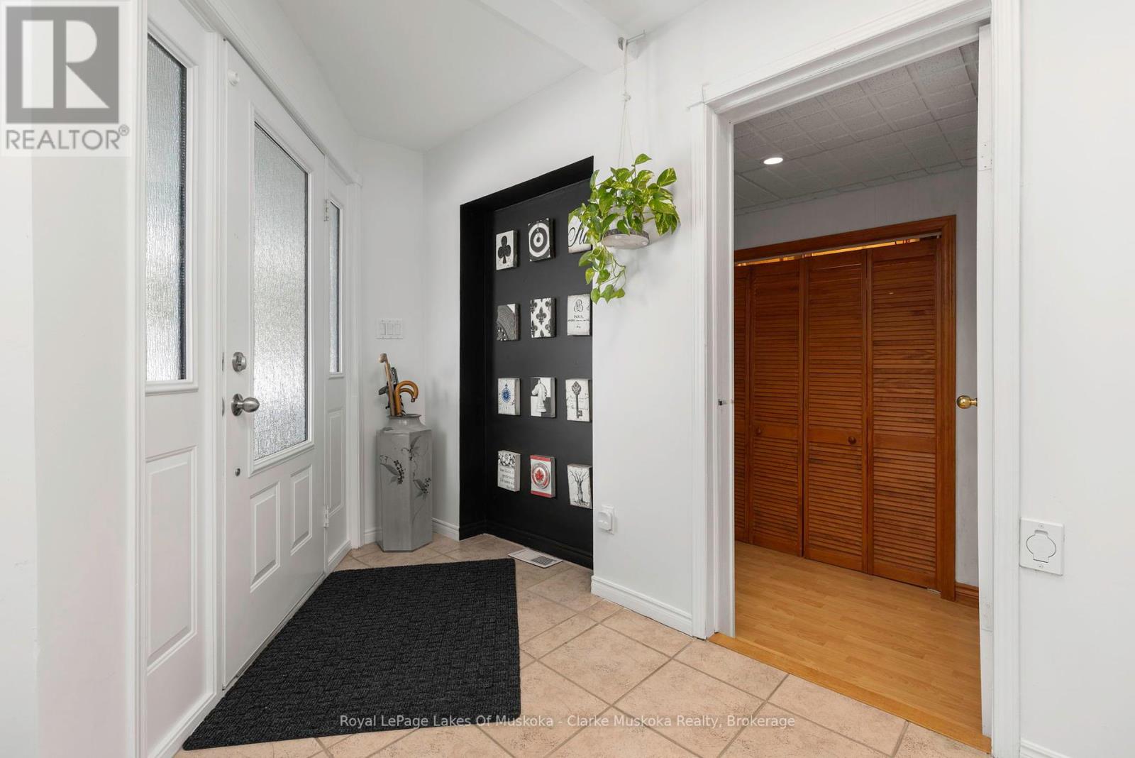 Property at 1806 VALLEY ROAD image 5