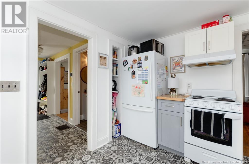 Property at 53 Veterans Avenue image 4