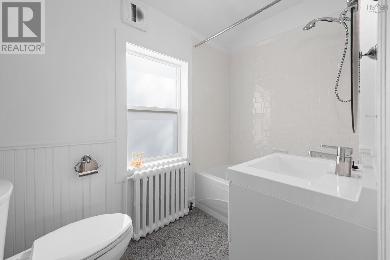 2535 Connaught Avenue, Halifax, Nova Scotia  B3L 2Z5 - Photo 19 - 202506243