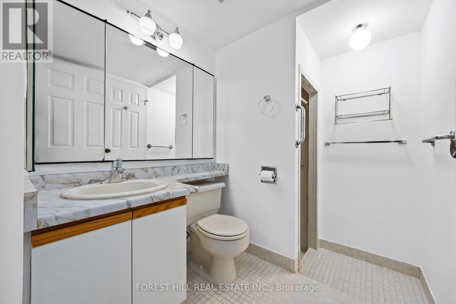 1004 - 2350 Bridletowne Circle, Toronto, Ontario  M1W 3E6 - Photo 13 - E12050825