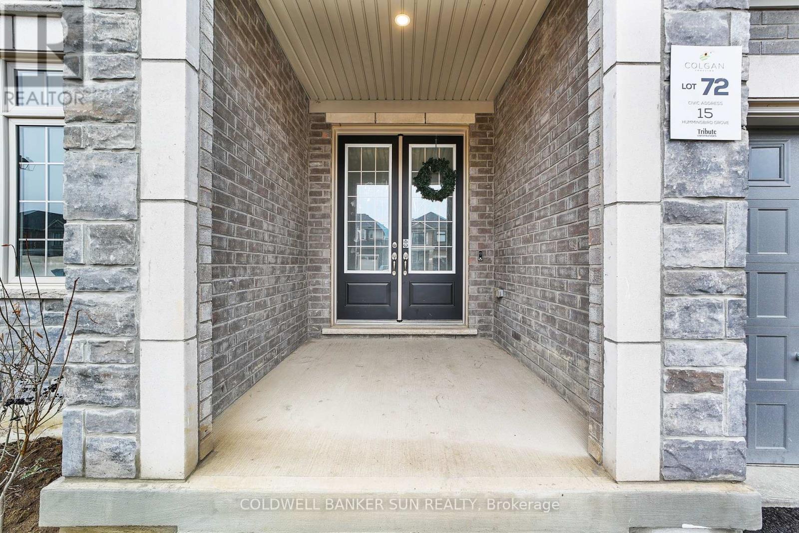 Property at 15 HUMMINGBIRD GROVE E image 4