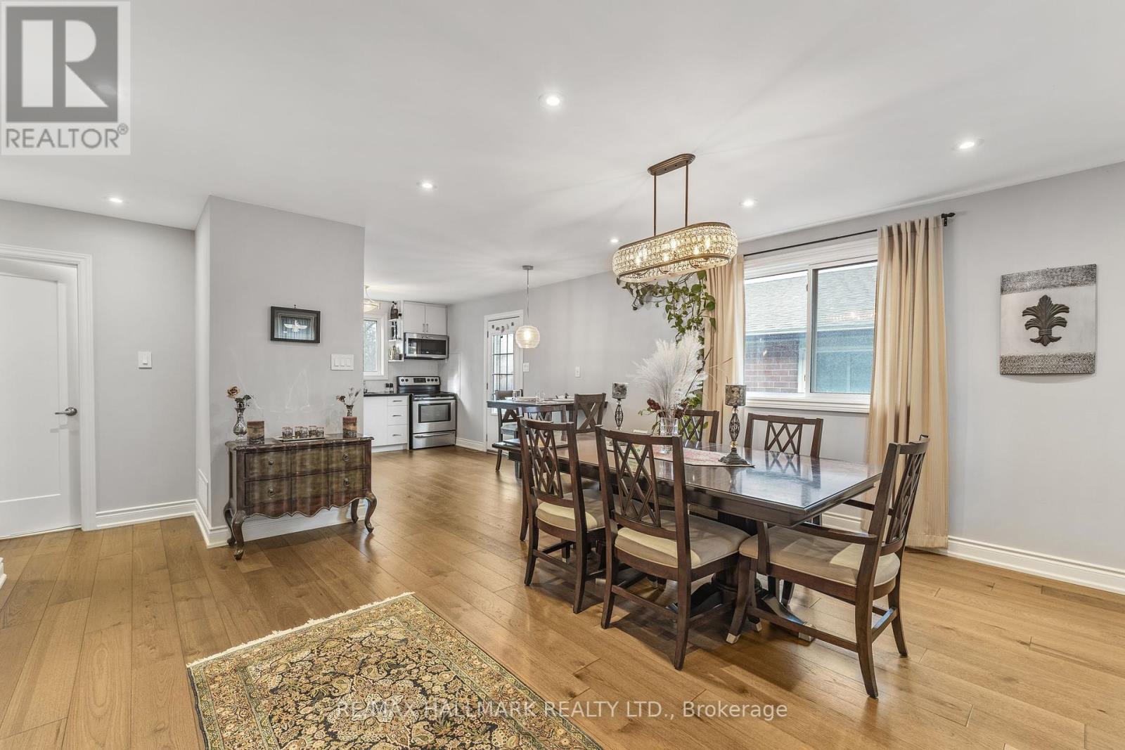 Property at 57 WILLIAM ROE BOULEVARD image 4