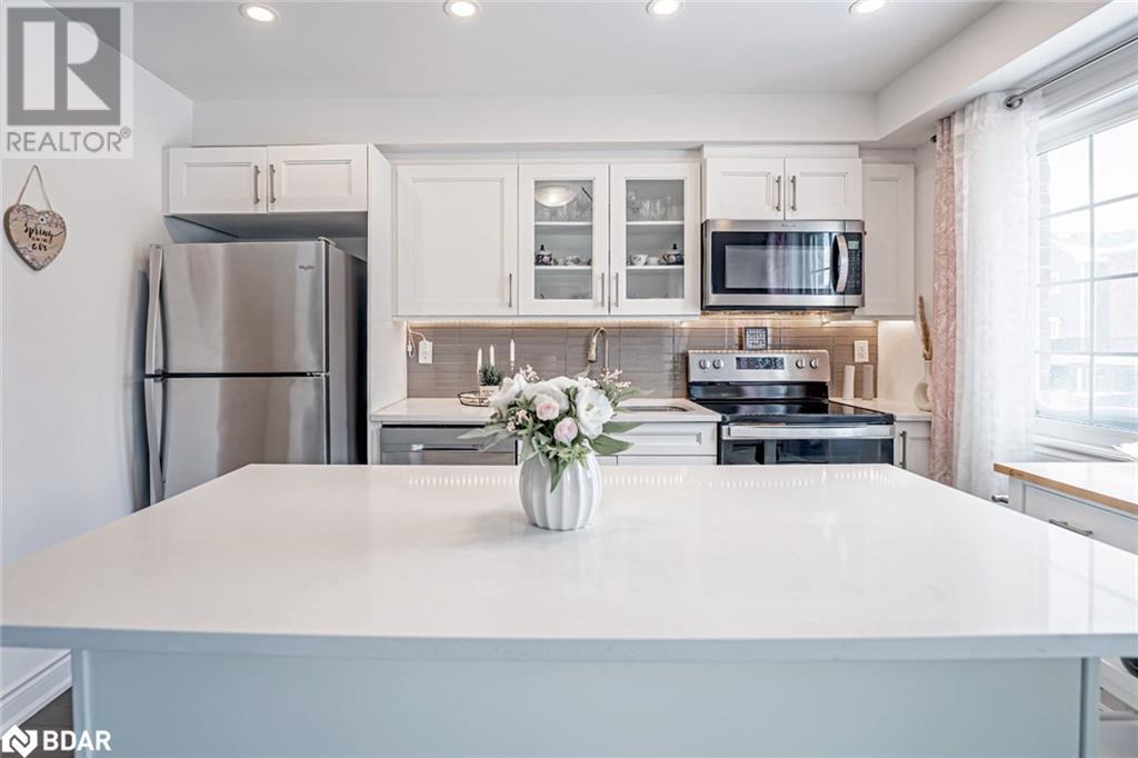 16 Andean Lane, Barrie, Ontario  L9J 0J4 - Photo 4 - 40710228