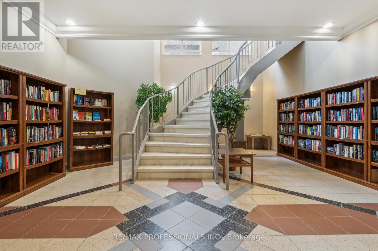 103 - 1140 Parkwest Place W, Mississauga, Ontario  L5E 3K9 - Photo 24 - W12050768
