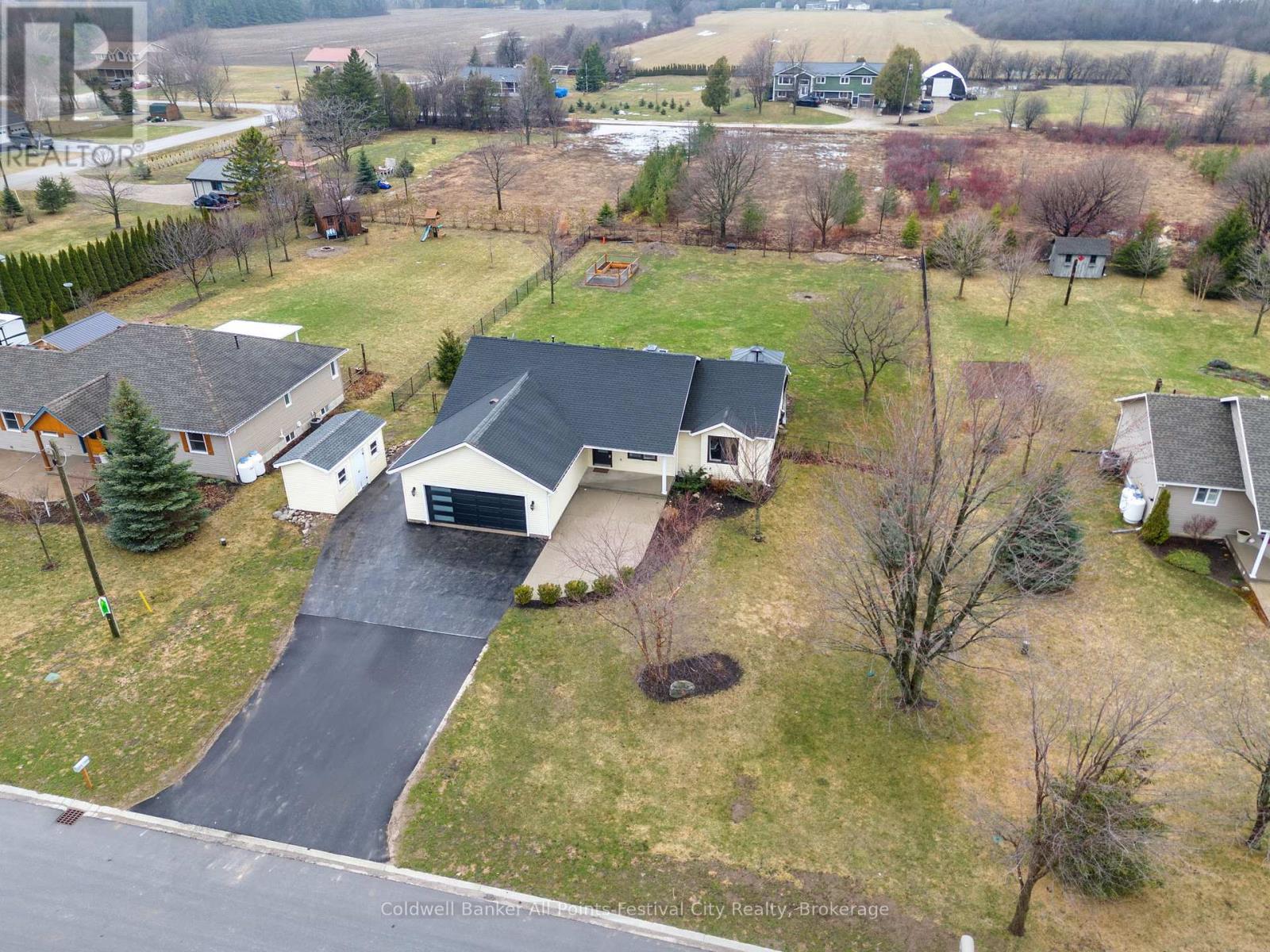 65 Wellington Street S, Ashfield-Colborne-Wawanosh, Ontario  N7A 3X9 - Photo 47 - X12050728