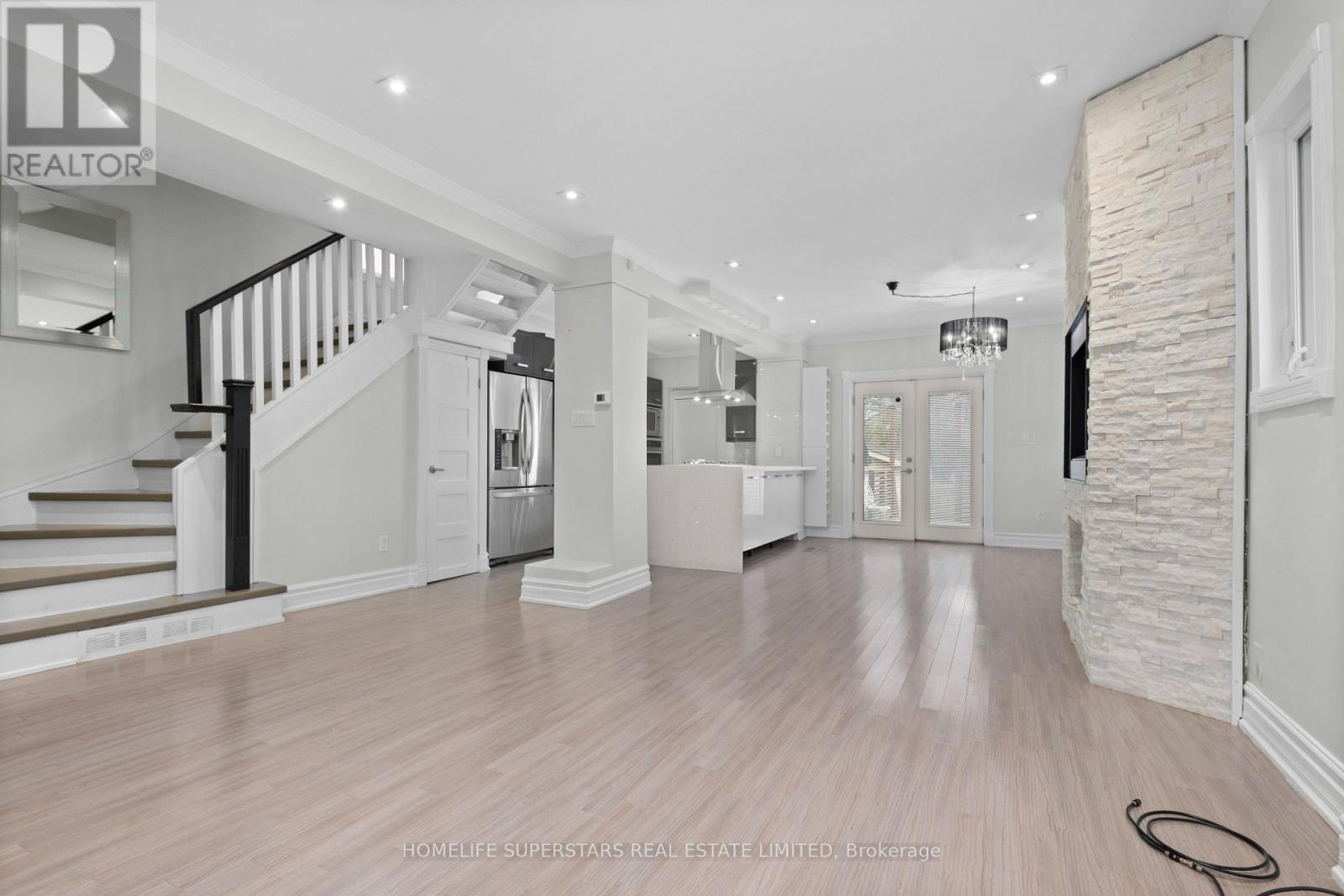 Property at 5 ALDGATE AVENUE image 5