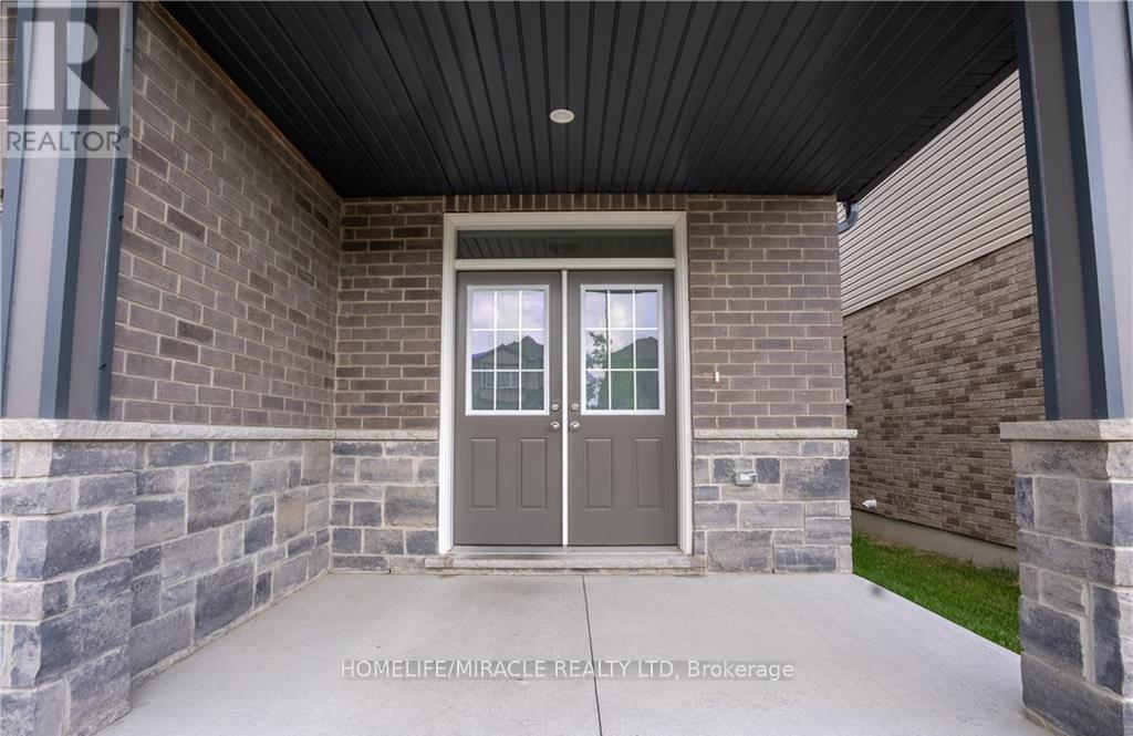 Property at 58 BEAUCHAMP DRIVE image 4