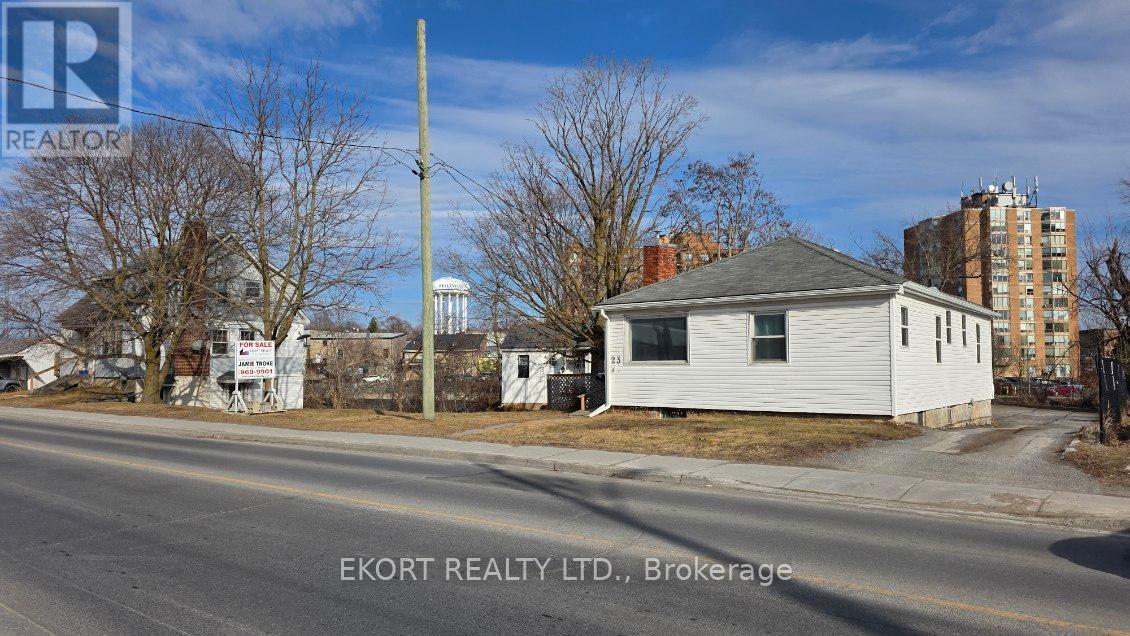 17-23 MOIRA STREET W, Belleville, Ontario