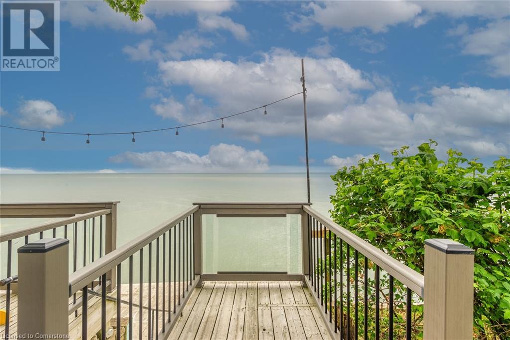 Property at 2090 LAKESHORE Road image 5