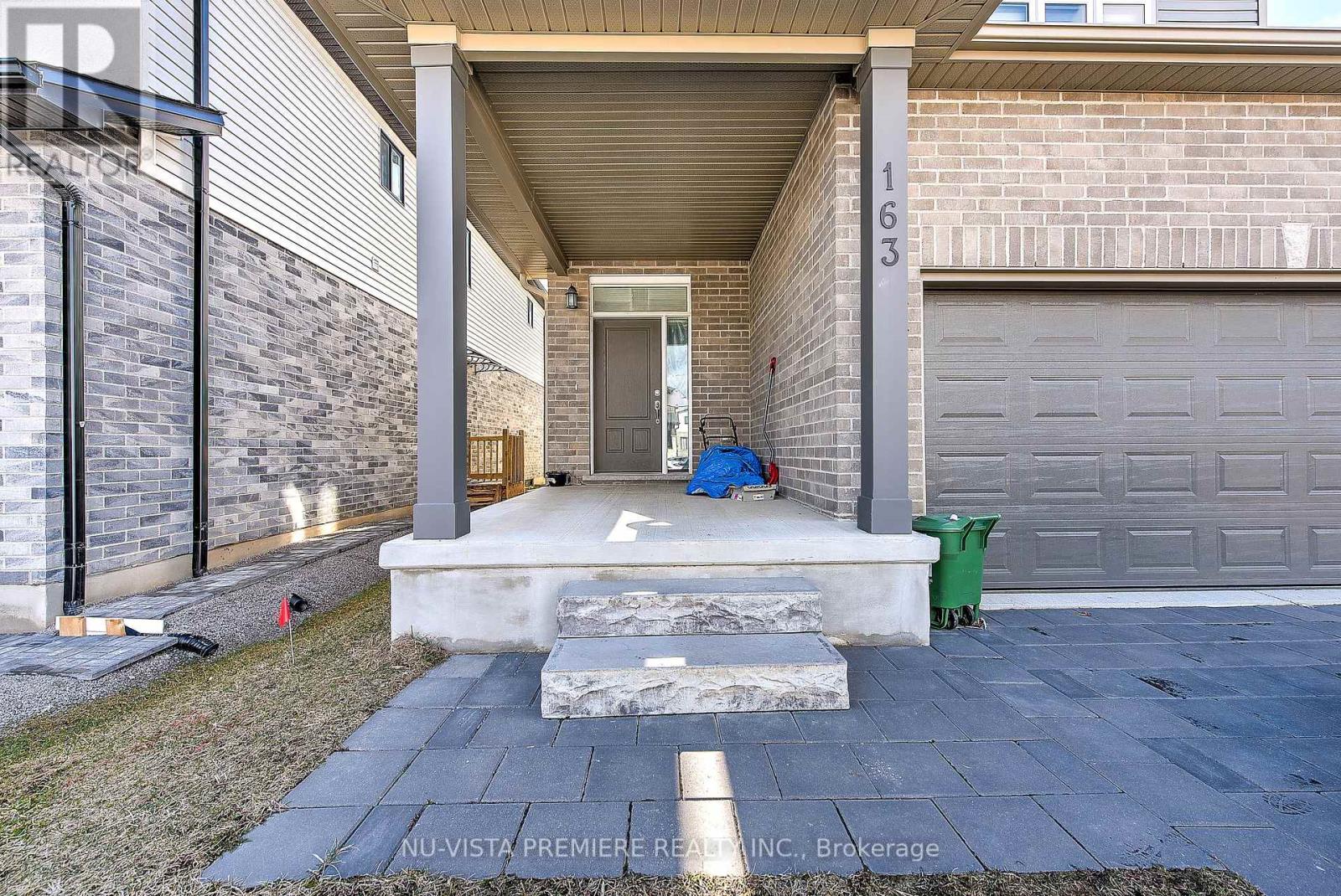Photo 5 of 41 for 163 Byers Street